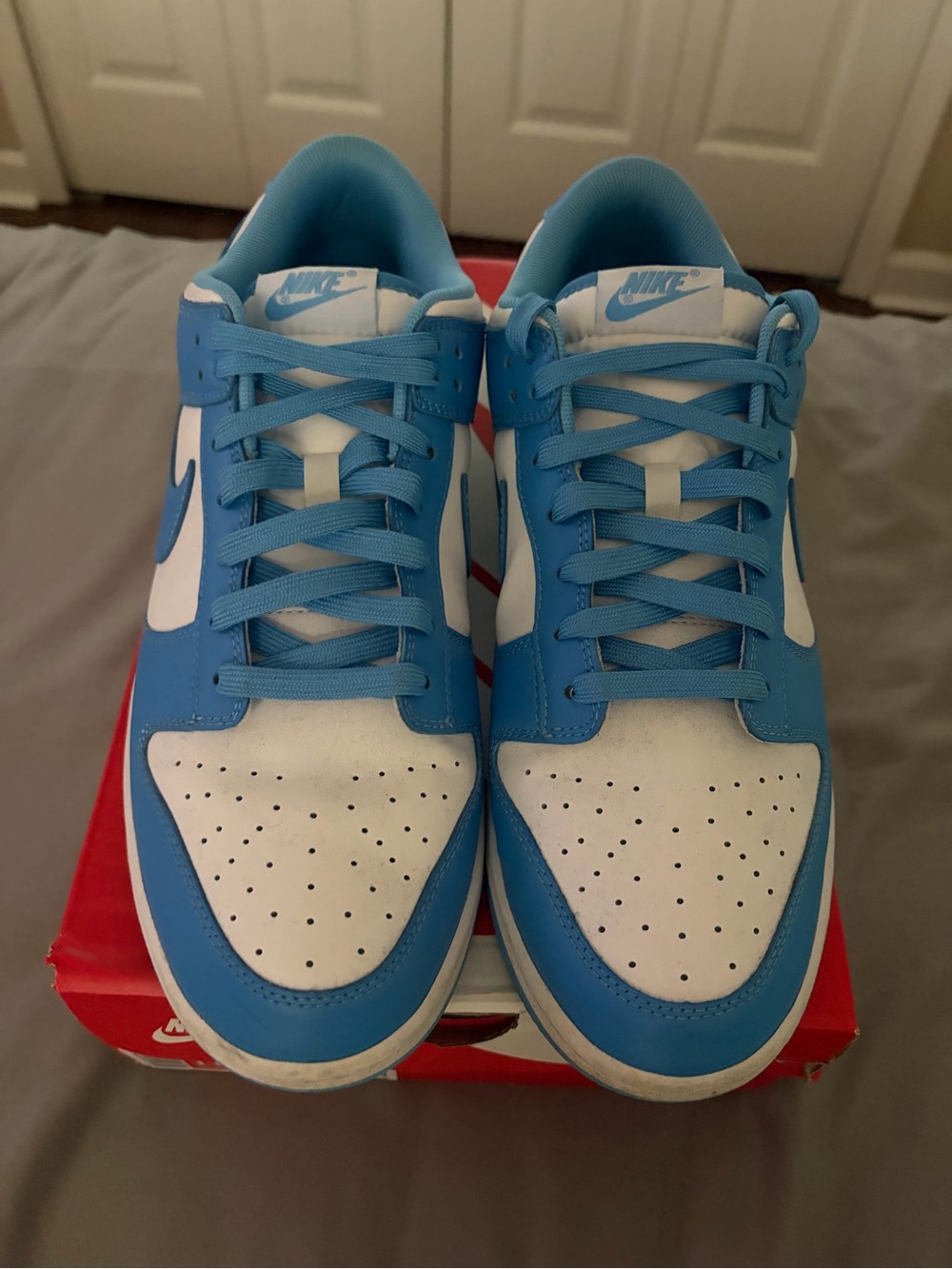Nike Men’s Low-Top Sneakers - White & University Blue